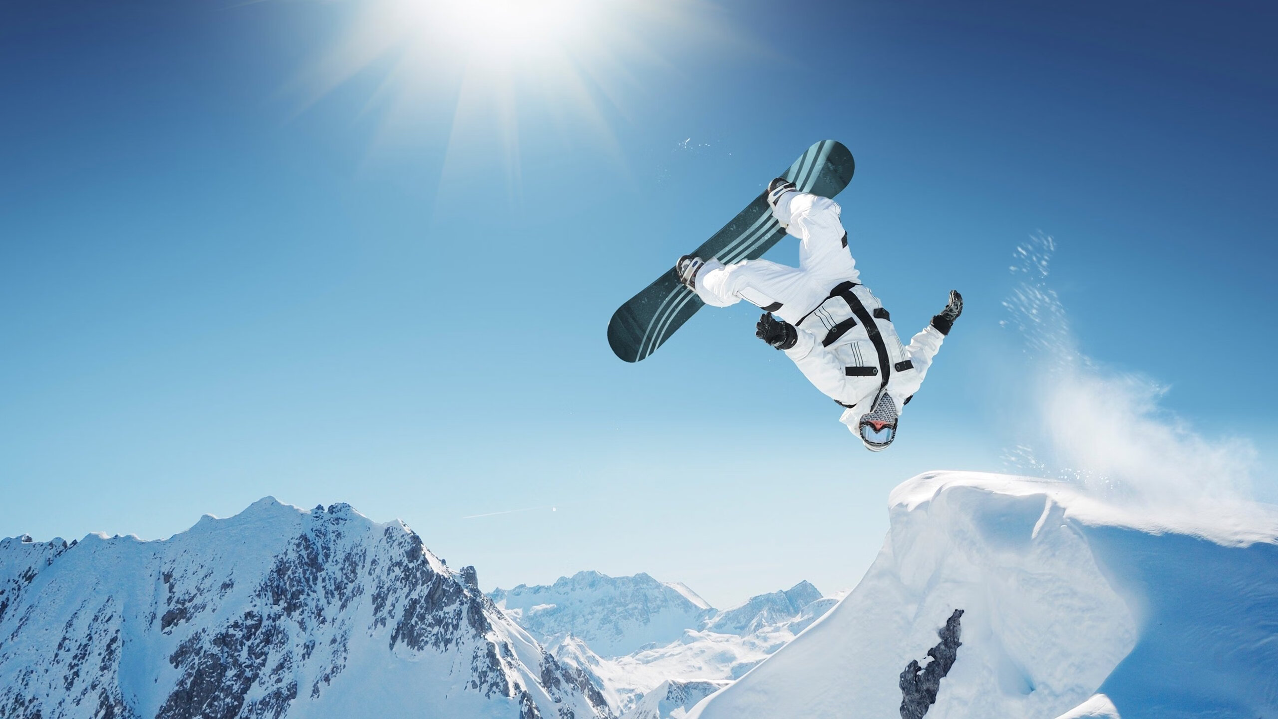 中国足球青少年训练营引入体态管理课程,青少年足球专项体能训练教程